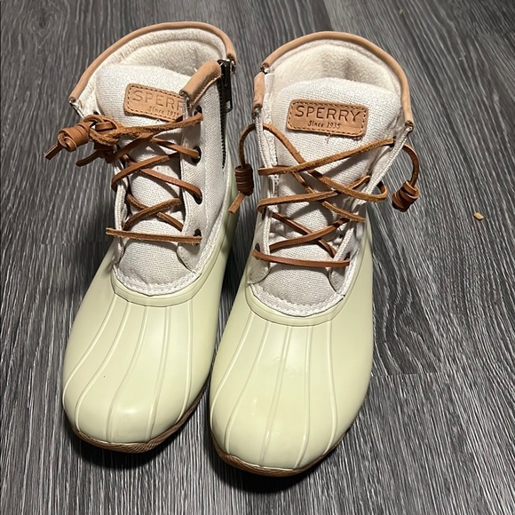 Sperry Cream and Tan Ankle Boots - Picture 1 of 7
